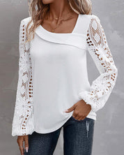 Casual chique kanten top in de kleur Wit voor dames in stijl ideaal voor de herfst.