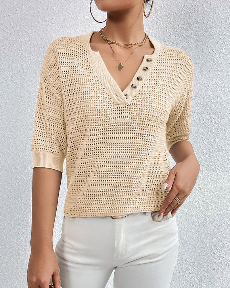 Casual top met V-hals in de kleur Grijs voor dames in stijl ideaal voor de zomer.