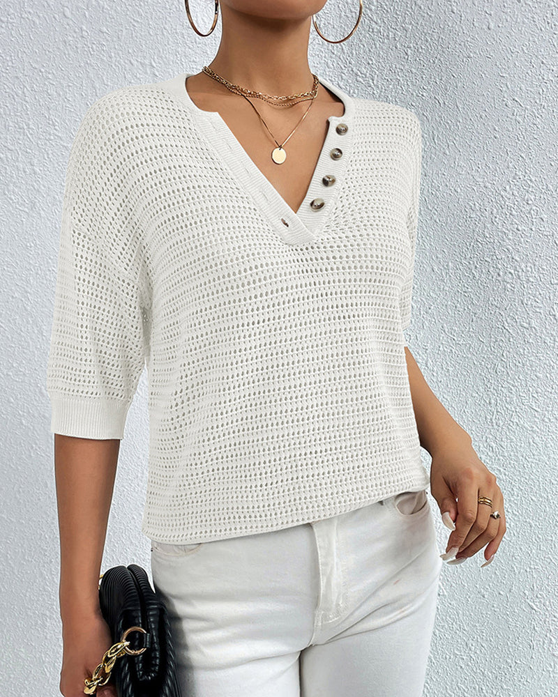 Casual top met V-hals in de kleur Grijs voor dames in stijl ideaal voor de zomer.