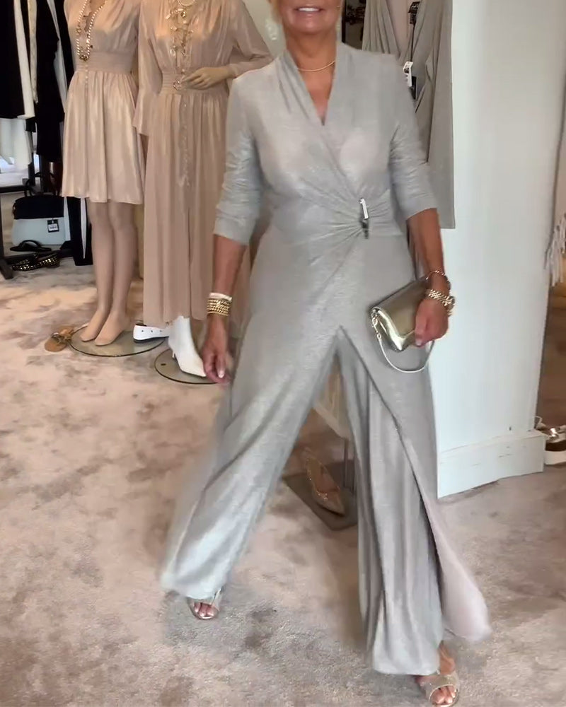 Chloe | Elegante geplooide effen jumpsuit in de kleur Zilver voor dames in Party stijl ideaal voor de herfst.