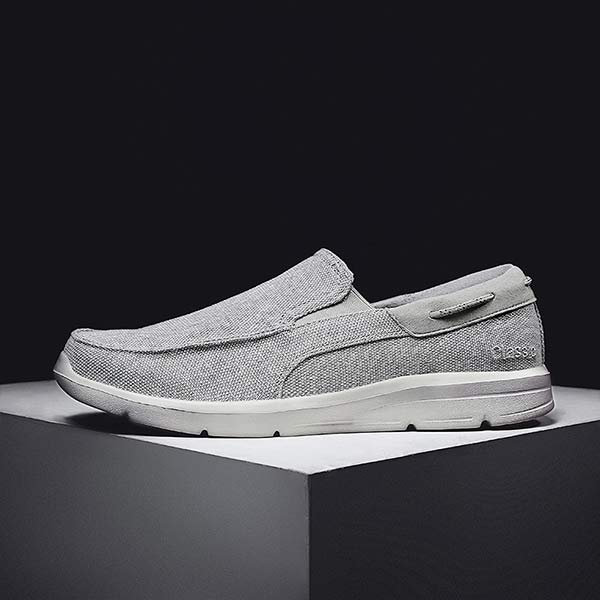 Chris | Lichte canvas schoenen in de kleur Beige voor heren in stijl geschikt voor alle seizoenen.