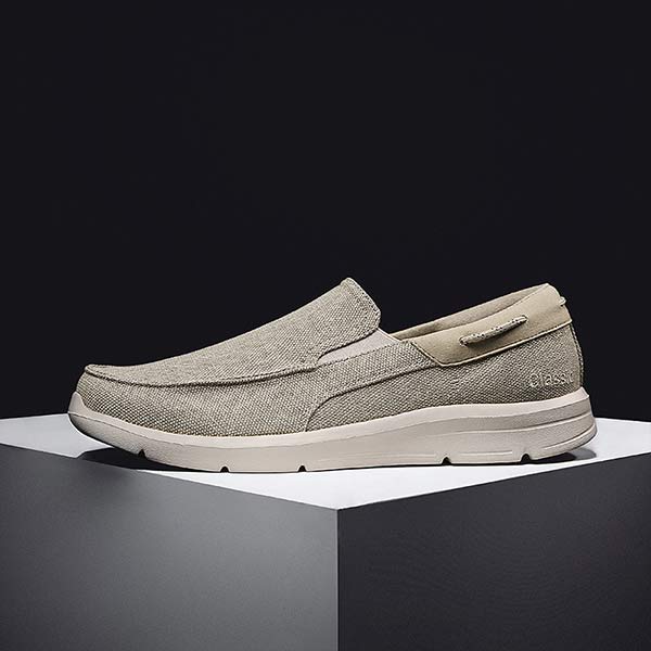 Chris | Lichte canvas schoenen in de kleur Beige voor heren in stijl geschikt voor alle seizoenen.