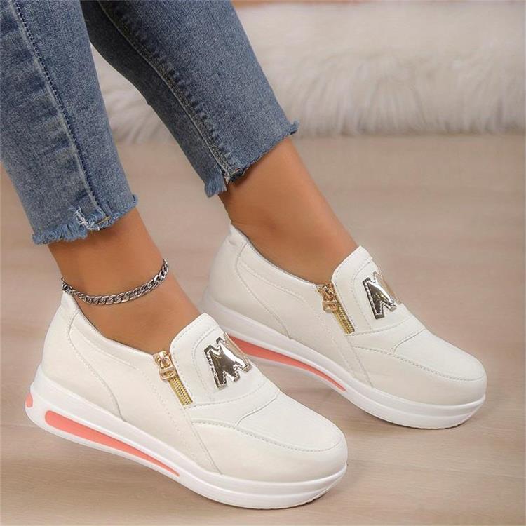 Comfortabele Mode Schoenen in de kleur Wit voor dames in stijl ideaal voor de lente.