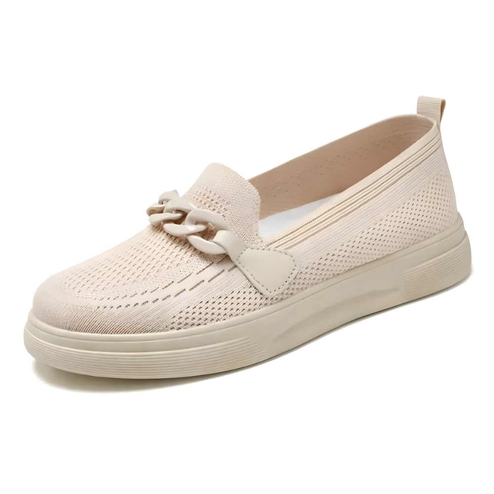 Comfortabele platte loafers in de kleur 36 voor dames in stijl ideaal voor de herfst.
