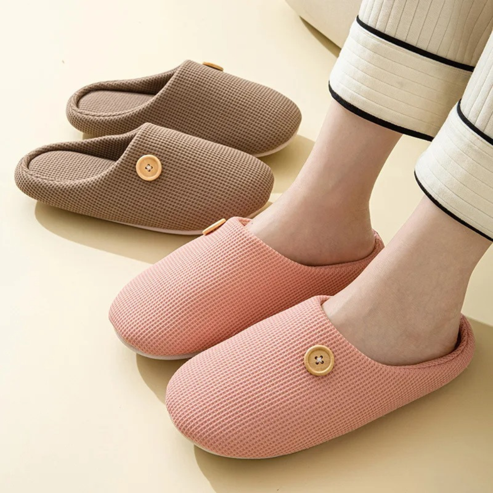 Comfortabele traagschuim slippers in de kleur Khaki voor dames in Beach stijl geschikt voor alle seizoenen.