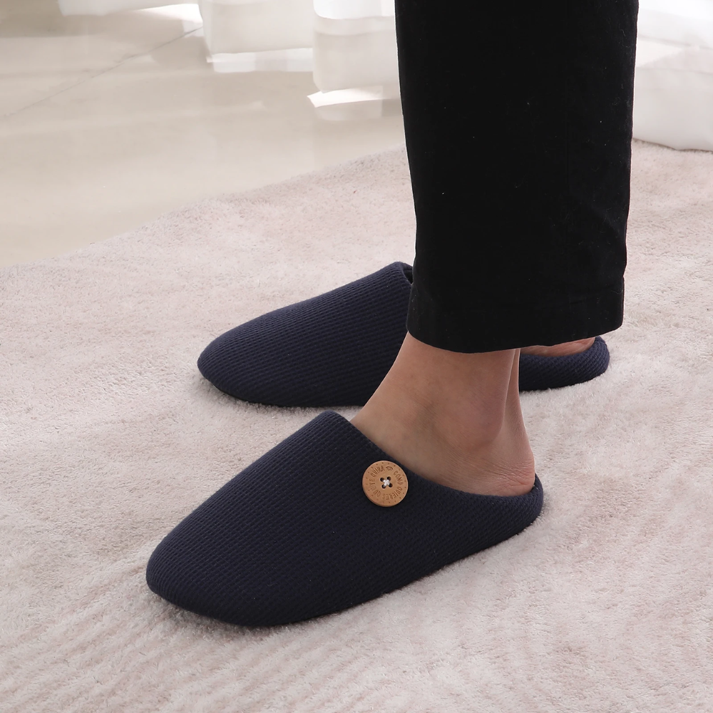 Comfortabele traagschuim slippers in de kleur Khaki voor dames in Beach stijl geschikt voor alle seizoenen.