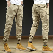 Daan | Cargo broek met slanke pasvorm en meerdere zakken in de kleur Khaki voor heren in Outdoor stijl geschikt voor alle seizoenen.