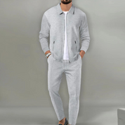 Daan | Premium outfitset | polovest en bijpassende chino broek in de kleur Grijs voor heren in Casual stijl ideaal voor de zomer.