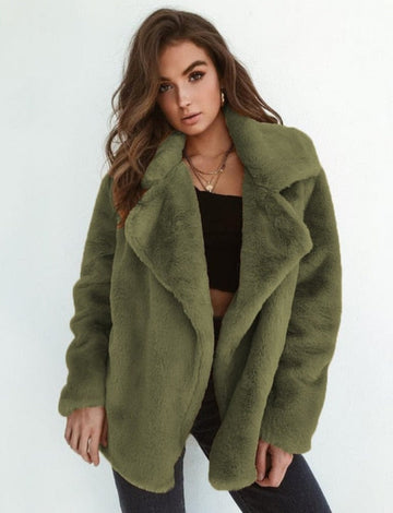 Dafne | Luxe Kunstbont Jas in de kleur Groen voor in stijl ideaal voor de herfst.