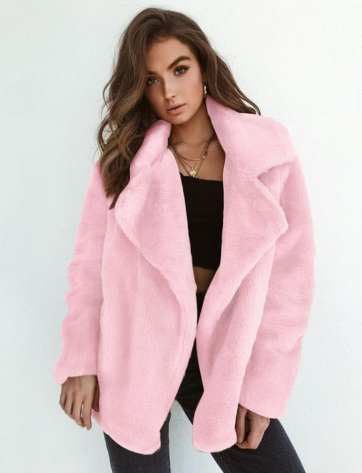 Dafne | Luxe Kunstbont Jas in de kleur Roze voor in stijl ideaal voor de herfst.
