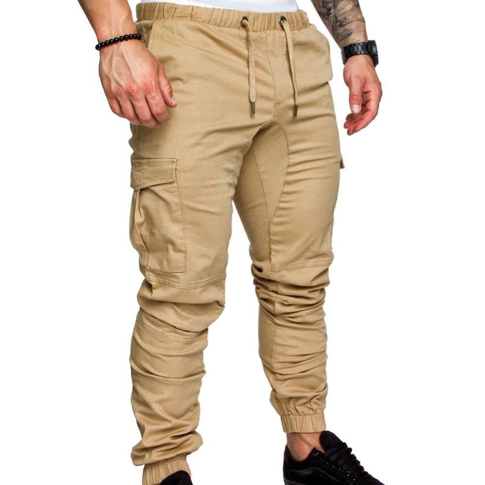 Heren cargo broek - een perfecte combinatie van stijl en functionaliteit voor elke gelegenheid. Gemaakt van duurzame en ademende materialen voor langdurig comfort. Geschikt voor zowel casual als formele slijtage, een essentieel kledingstuk in elke garderobe.
