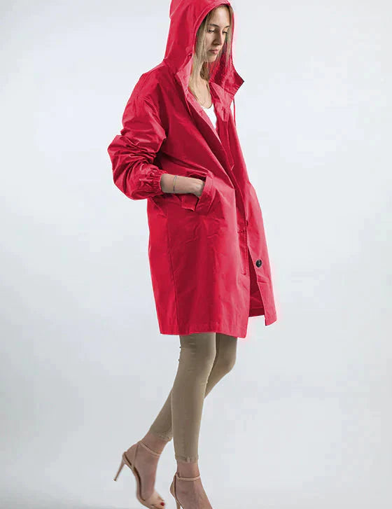 Dry | Waterdichte regenjas met knopen en capuchon in de kleur Beige voor dames in Outdoor stijl ideaal voor de herfst.