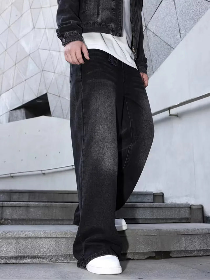 Loose fit jeans met brede pijpen