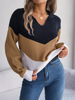 Effen patchwork trui met v-hals en strepen in de kleur Bruin voor dames in stijl ideaal voor de herfst.