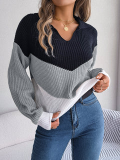 Effen patchwork trui met v-hals en strepen in de kleur Blauw voor dames in stijl ideaal voor de herfst.