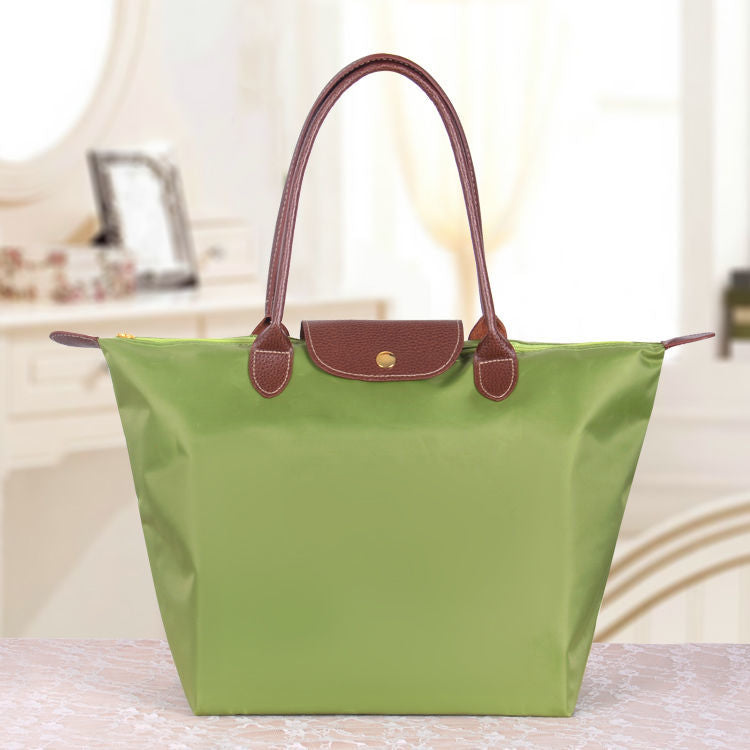 Elise | Luxe Oxford schoudertas in de kleur Lichtgroen voor dames in stijl geschikt voor alle seizoenen.