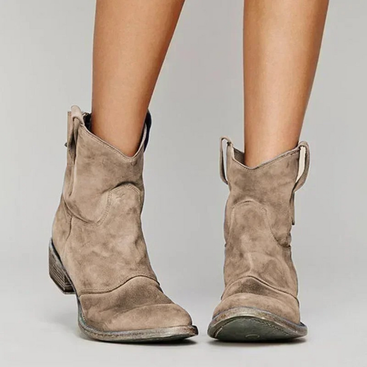 Esmée | Lederen cowboylaarzen voor dames in diverse kleuren in de kleur Bruin voor dames in stijl ideaal voor de herfst.