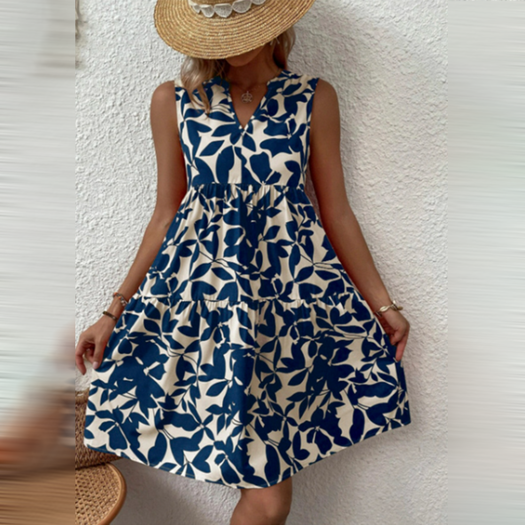 Esmée | Zomerjurk met boho uitstraling in de kleur Blauw voor dames in stijl ideaal voor de zomer.