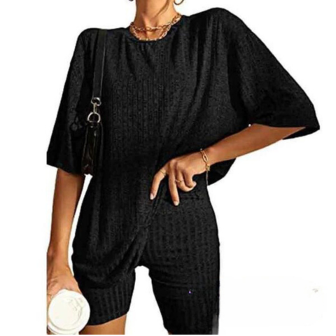 Eva | Casual 2-delige set in de kleur Zwart voor dames in stijl ideaal voor de zomer.
