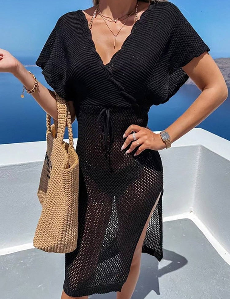 Gehaakte strandtuniek - een must-have voor stijlvolle dagen aan zee. Deze tuniek combineert moeiteloos comfort met een trendy uitstraling, waardoor je er geweldig uitziet en je fantastisch voelt. Gemaakt van luchtig en ademend materiaal, voorzien van gehaakte details en veelzijdig te dragen.