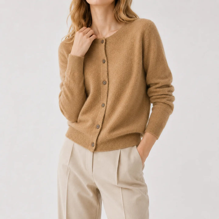 Cardigan met knopen en ribgebreide details
