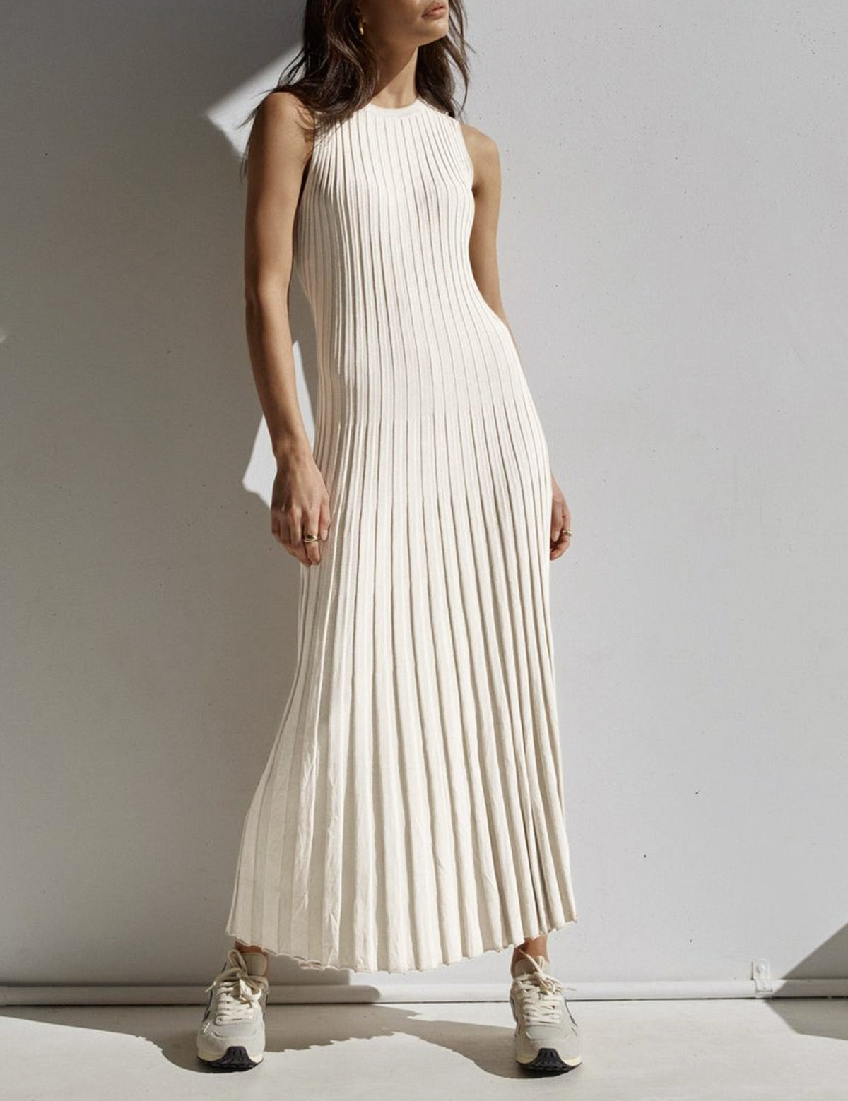 Femke | Stijlvolle witte jurk in de kleur Wit voor dames in stijl ideaal voor de zomer.