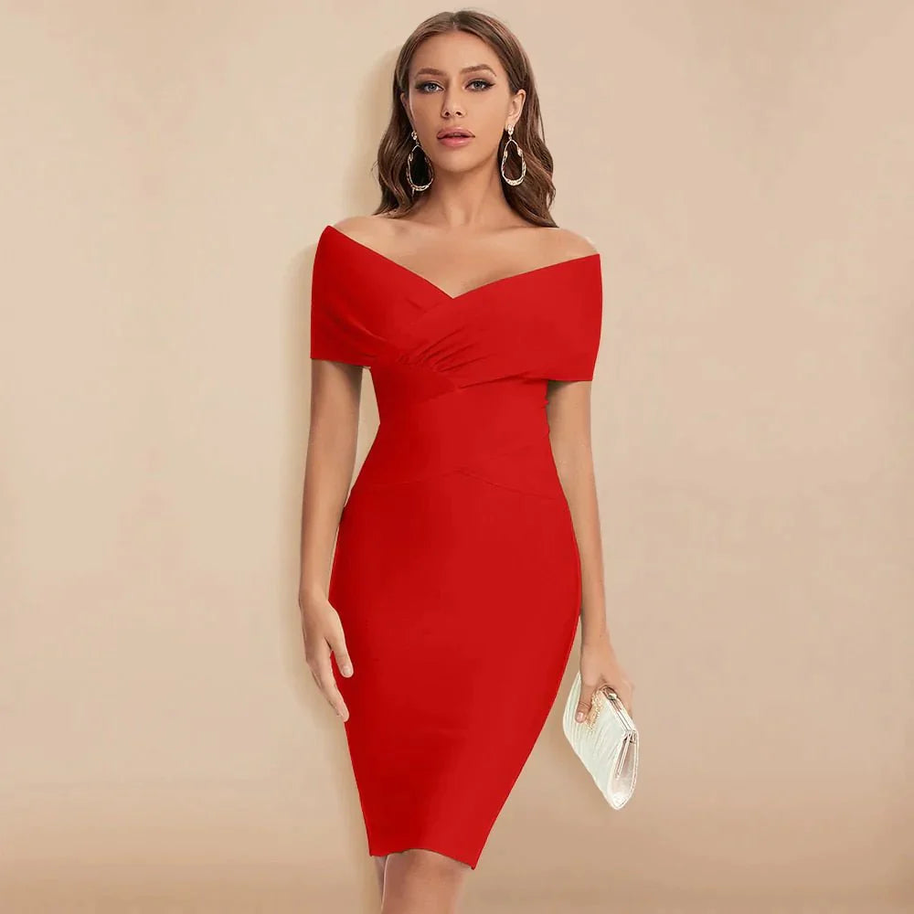 Fenna | Eigentijdse jurk in de kleur Rood voor dames in stijl ideaal voor de lente.