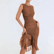 Fenna | Elegante bodycon jurk met ruches in de kleur Bruin voor dames in Party stijl ideaal voor de lente.