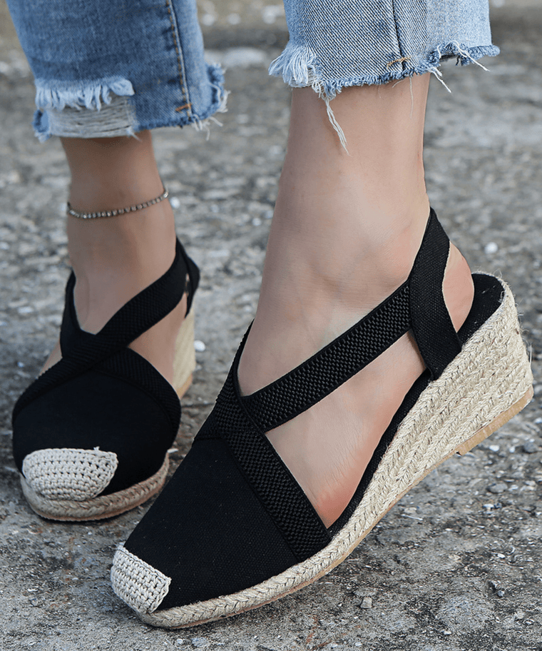 Fenne | Enkelband canvas espadrilles in de kleur Zwart voor dames in Beach stijl ideaal voor de lente.