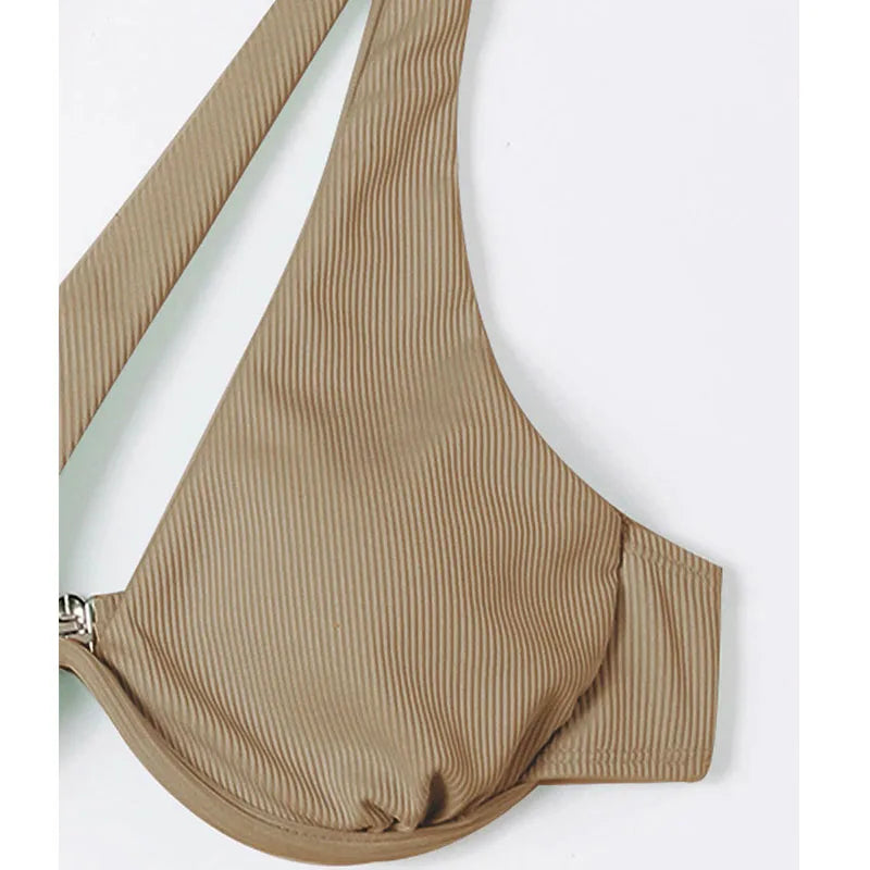 Fien bikini | Trendy & sexy in de kleur Zwart voor dames in Beach stijl ideaal voor de zomer.