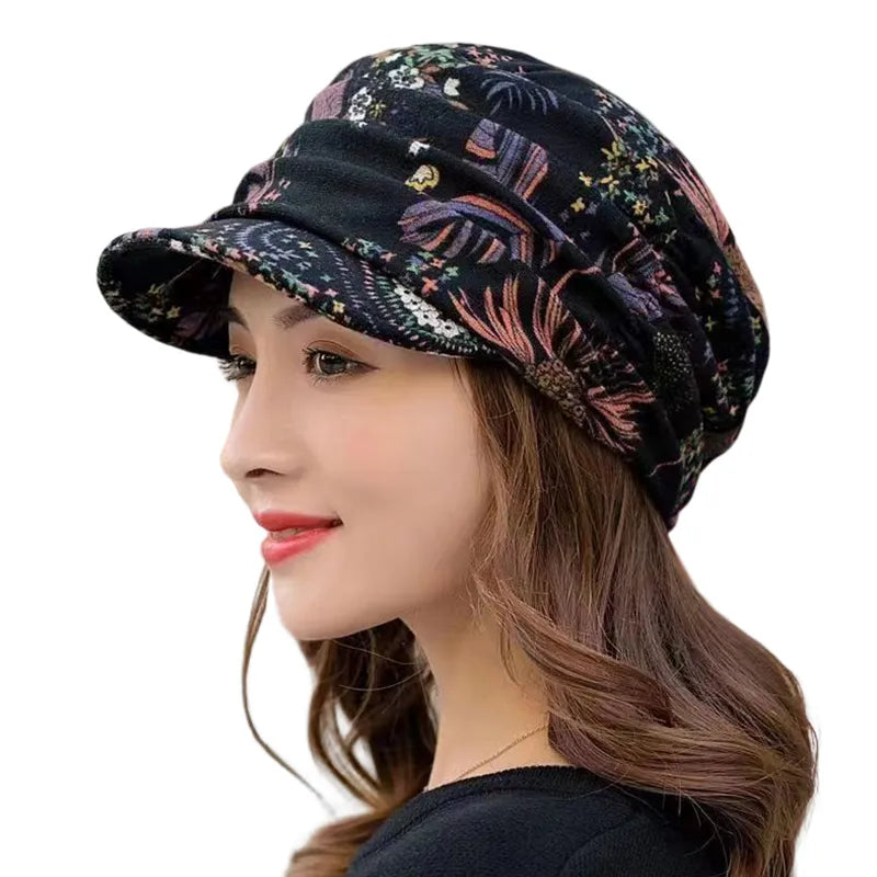 Fien | Stijlvolle winterpet in de kleur Zwart voor dames in stijl ideaal voor de winter