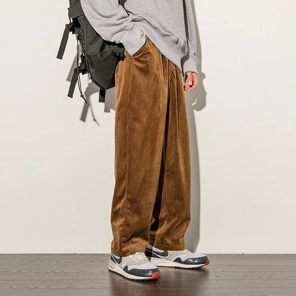 Finn | Corduroy broek voor heren in de kleur Koffie voor heren in stijl ideaal voor de herfst.