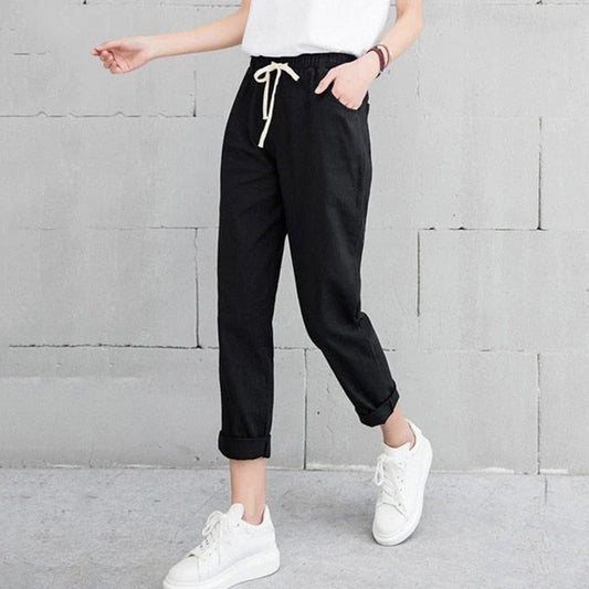 Fleur | Comfortabele damesbroek in de kleur Zwart voor dames in stijl ideaal voor de lente.