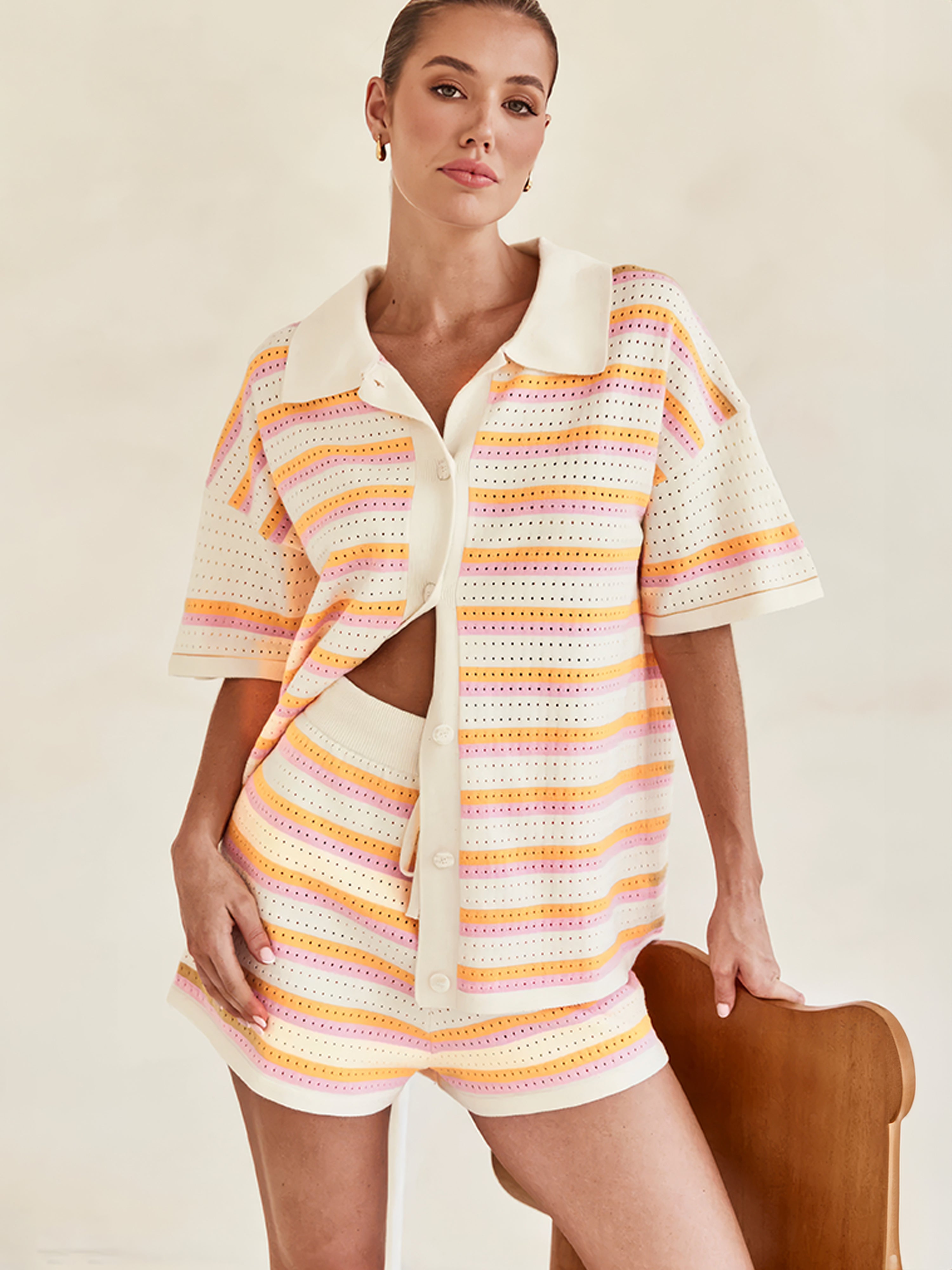 Fleur | Gebreide gestreepte set in de kleur Beige voor dames in stijl ideaal voor de zomer.