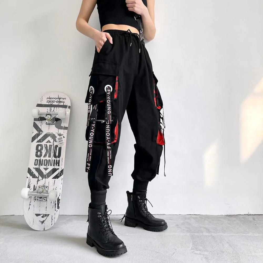 Fleur | Hoge Taille Cargo Broek met Zakken voor Dames in de kleur Zwart voor dames in Outdoor stijl geschikt voor alle seizoenen.