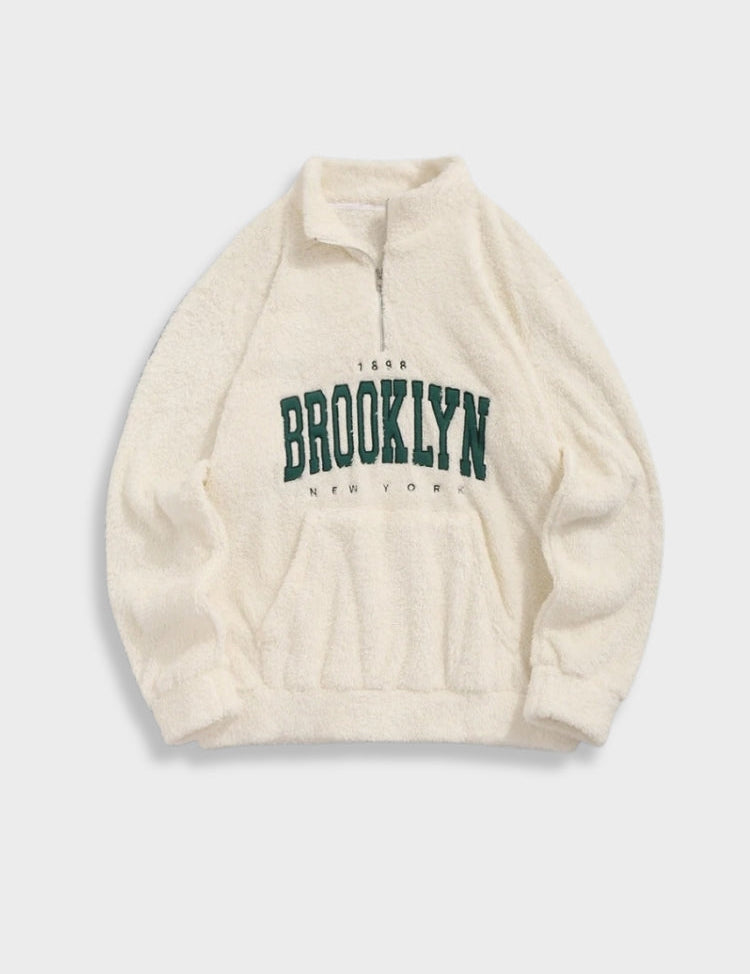 Fluffy NY Brooklyn Zipper in de kleur Wit voor dames in Lounge stijl ideaal voor de herfst.