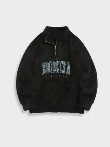 Fluffy NY Brooklyn Zipper in de kleur Zwart voor dames in Lounge stijl ideaal voor de herfst.