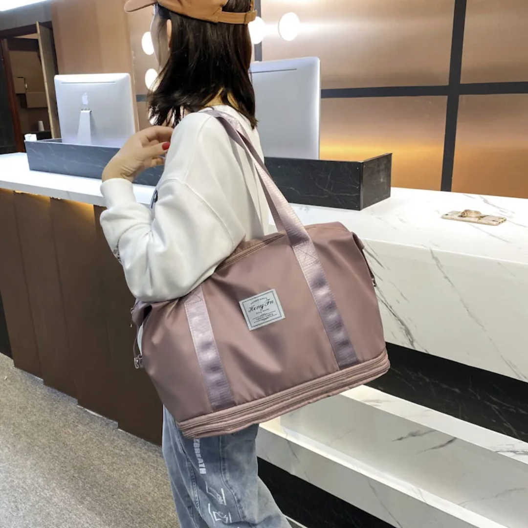 Gabbie Reistas | Duurzaam & Uitbreidbaar in de kleur Zwart voor dames in stijl geschikt voor alle seizoenen.