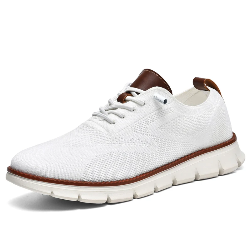 Gebreide comfortabele veterschoenen in de kleur 40 voor dames in stijl geschikt voor alle seizoenen.