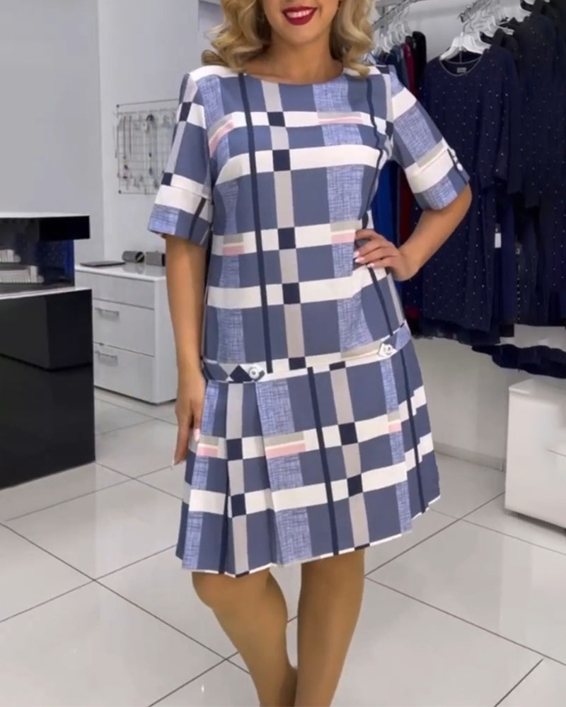 Geruite jurk met ronde hals in de kleur Blauw voor dames in stijl ideaal voor de lente.