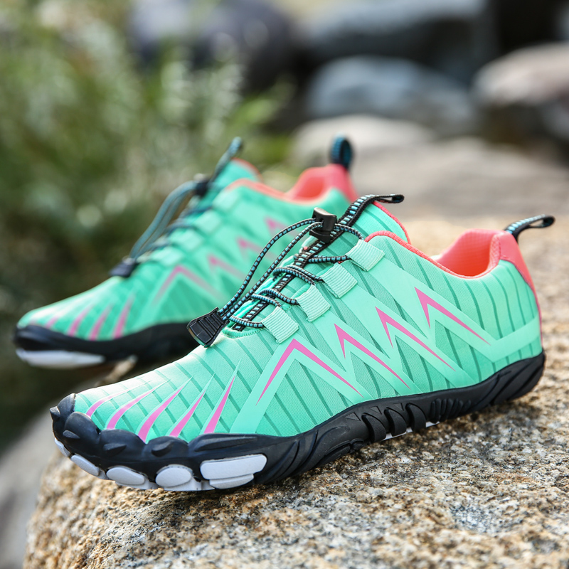 Gezonde en antislip blotevoetschoenen (Unisex) in de kleur Rood voor heren in stijl ideaal voor de zomer.