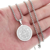 Henky | Gouden & zilveren Medusa ketting in de kleur Gold voor heren in stijl geschikt voor alle seizoenen.