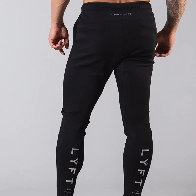 hugo-stijlvolle-flexibele-joggers-zwart-deqalli.jpg