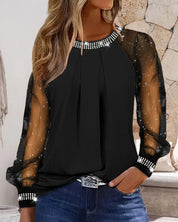 Ilse | Stijlvolle mesh top met pailletten in de kleur Zwart voor dames in Party stijl ideaal voor de herfst.