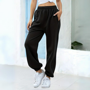 Jacintha | Stijlvolle broek met elegance in de kleur Zwart voor dames in stijl ideaal voor de herfst.