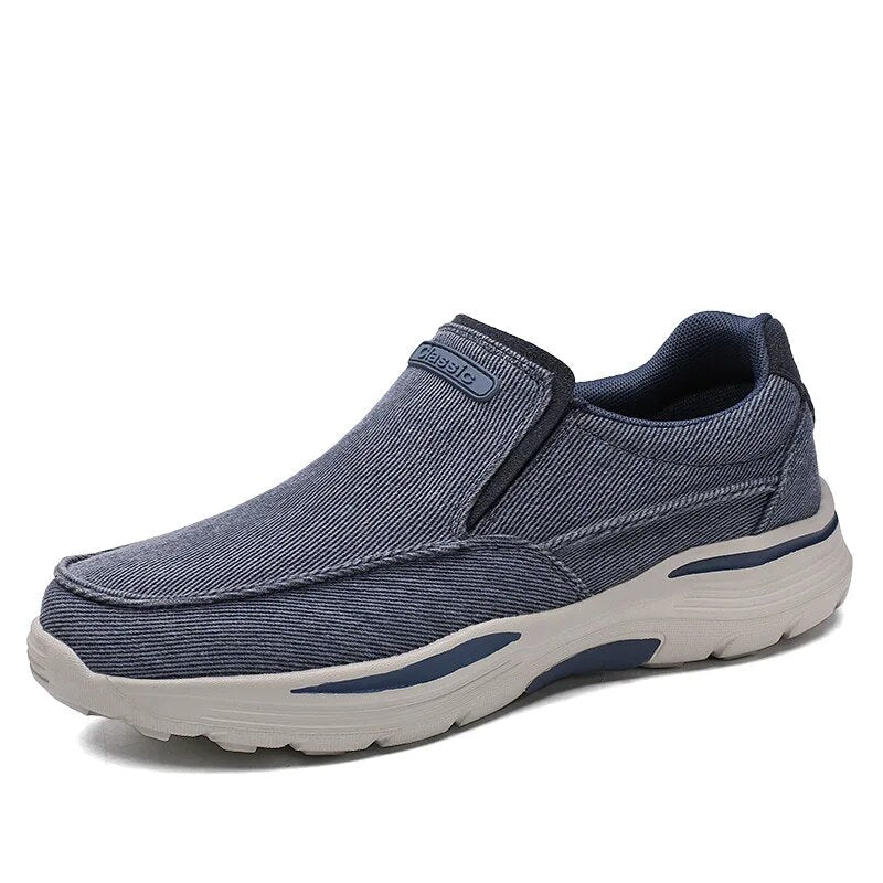 Jaco | Canvas herenloafers in de kleur Blauw voor heren in Smart-casual stijl ideaal voor de herfst.
