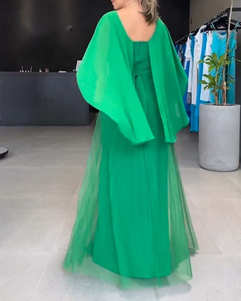 Jacobine | A-lijn Maxi Jurk met ronde hals in de kleur Roze voor dames in stijl ideaal voor de lente.