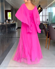 Jacobine | A-lijn Maxi Jurk met ronde hals in de kleur Roze voor dames in stijl ideaal voor de lente.