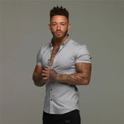 Jeroen | Zwart licht gewicht korte mouw overhemd in de kleur Grijs voor heren in Smart-casual stijl ideaal voor de lente.