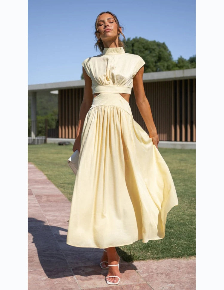 Jolijn | Elegante maxi jurk in de kleur Geel voor dames in stijl ideaal voor de herfst.